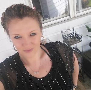 Meet your Posher, Mitzi